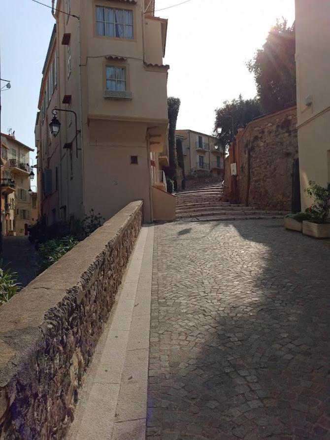 Apartamento Proche du Palais des Festivals et de la Plage-petits prix car ménage fait par le voyageur Cannes Exterior foto